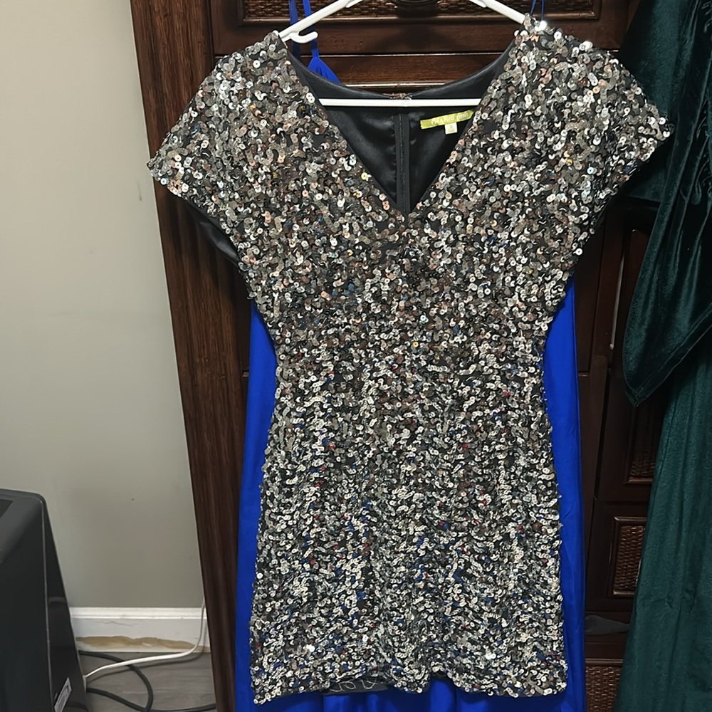 Gianna Bini gorgeous silver on black sequin mini